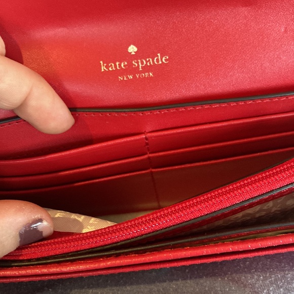 Kate Spade wallet - Picture 4 of 5